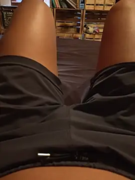 Snapshot of Horny_mummy chatting on 07-15-26, 06:48 Horny mummy online show from 07-15-26, 06:48