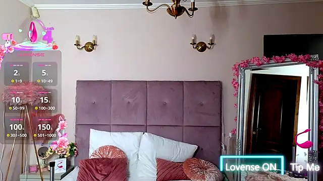 Nicole Bond online show from 02-14-26, 04:23