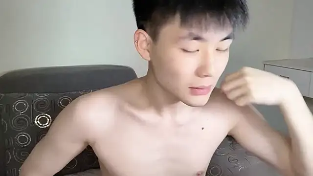 xiaoyang5200 online show from 10-15-25, 02:25