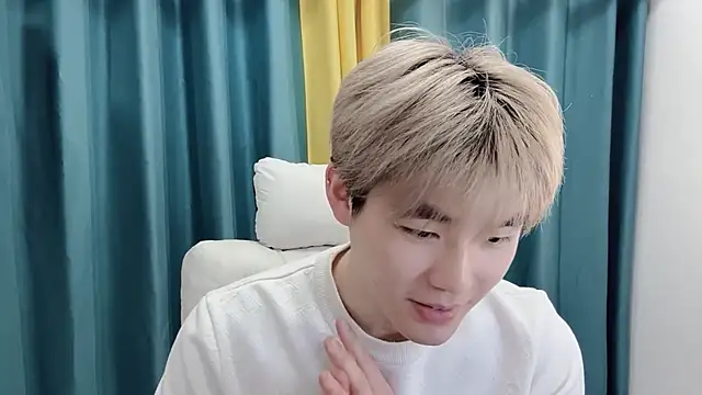 xiaoyang5200 online show from 02-25-26, 01:44