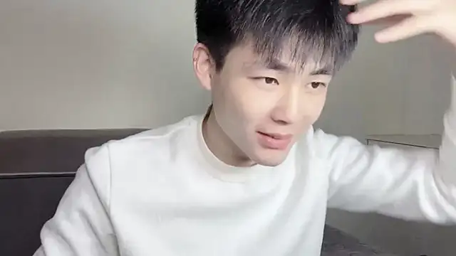 xiaoyang5200 online show from 10-30-25, 02:36