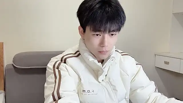 xiaoyang5200 online show from 12-15-25, 02:34