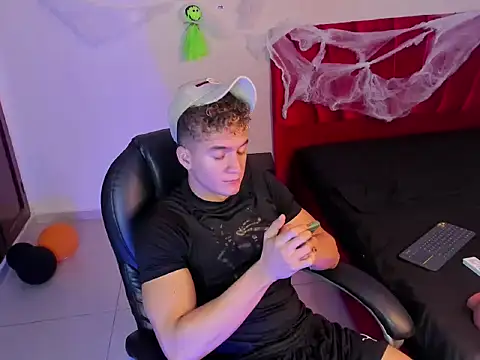 paull george online show from 10-17-25, 01:13