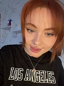 LunaMillie online show from 02-13-26, 11:10