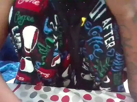 chocolatebarbiee online show from 09-18-25, 09:40