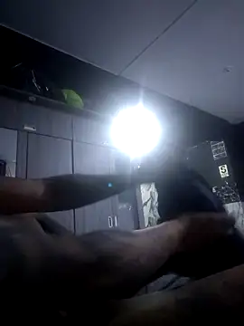 Snapshot of Maratattoo22 chatting on 03-21-26, 01:40 Maratattoo22 online show from 03-21-26, 01:40