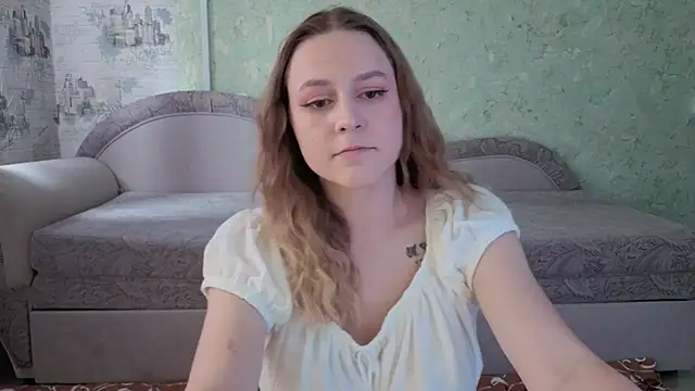 Snapshot of ShyMistery chatting on 10-09-25, 09:54 ShyMistery online show from 10-09-25, 09:54