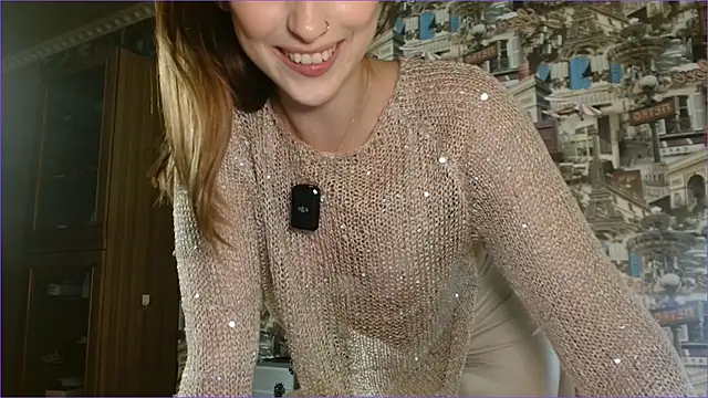Snapshot of RuxaShade chatting on 07-19-26, 01:41 RuxaShade online show from 07-19-26, 01:41