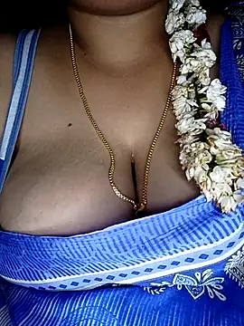 Geetha227 online show from 01-15-26, 03:37