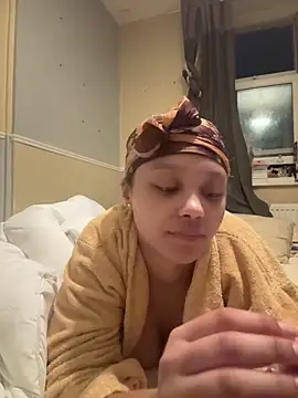 Marleymols online show from 12-21-25, 03:52