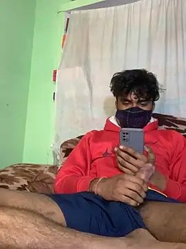 Snapshot of uniquesexyboy5689 chatting on 02-19-26, 06:10 uniquesexyboy5689 online show from 02-19-26, 06:10