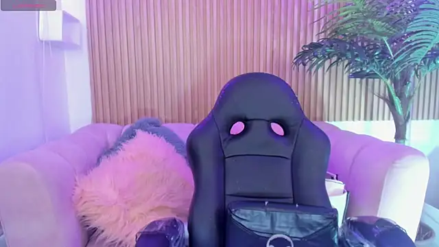 Jenny Wolridge  online show from 10-17-25, 07:59