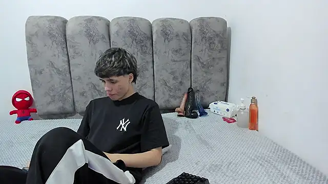 Bruno Cruzz online show from 06-02-26, 02:22
