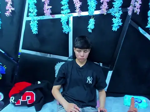 Bruno Cruzz online show from 12-14-25, 02:29