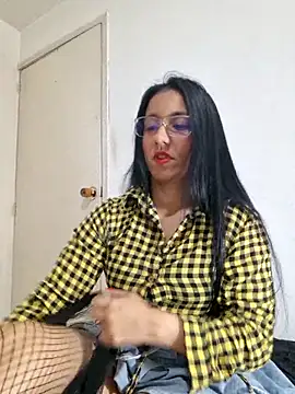 SofiiMilf online show from 04-28-26, 08:24