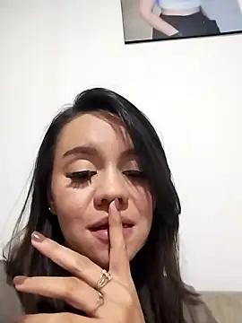 Sky Junne online show from 09-12-25, 04:12