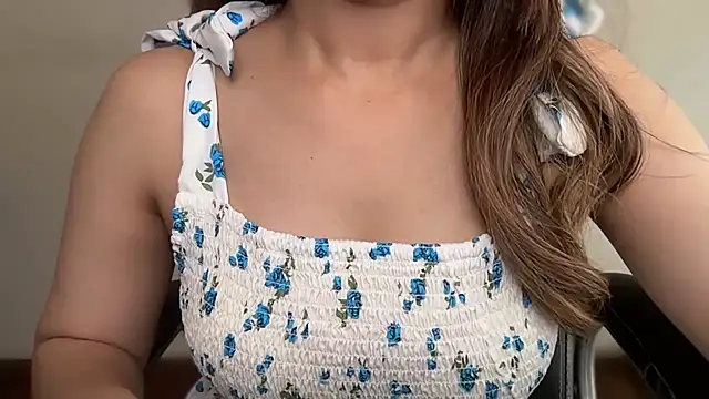 akankshapuri online show from 06-20-26, 03:44