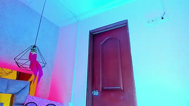 Snapshot of sophiievv chatting on 02-01-26, 08:01 sophiievv online show from 02-01-26, 08:01