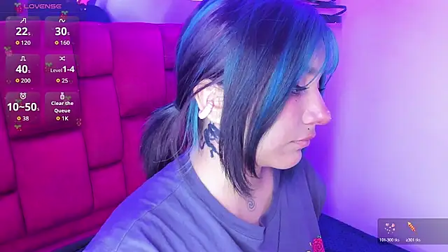 sophiievv online show from 04-22-26, 07:42