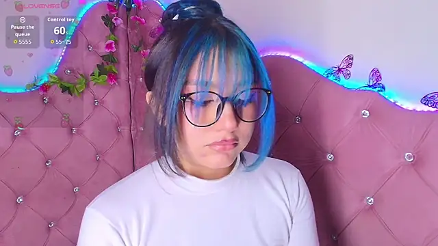 sophiievv online show from 04-15-26, 07:58