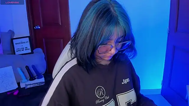 Snapshot of sophiievv chatting on 02-09-26, 06:17 sophiievv online show from 02-09-26, 06:17