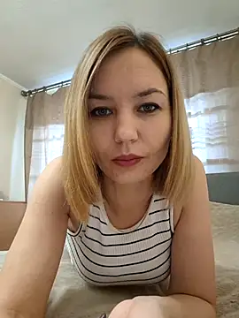 VeroLoverx online show from 11-16-25, 10:53