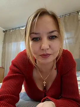 VeroLoverx online show from 10-13-25, 02:18