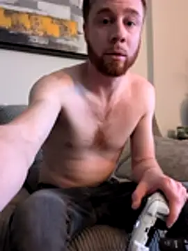 Snapshot of Chffbhf chatting on 12-13-25, 09:10 Chffbhf online show from 12-13-25, 09:10