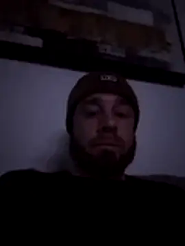 Snapshot of Chffbhf chatting on 02-12-26, 05:29 Chffbhf online show from 02-12-26, 05:29