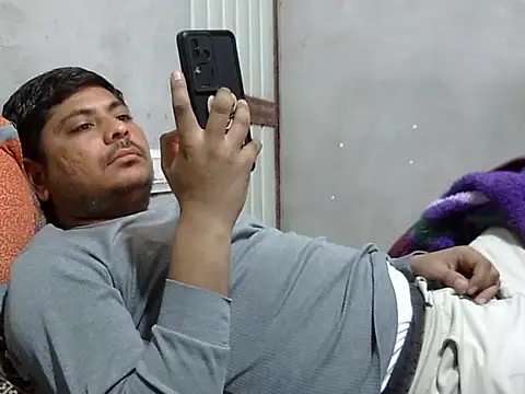 Snapshot of Ajmersingh335512 chatting on 02-19-26, 03:20 Ajmersingh335512 online show from 02-19-26, 03:20