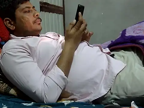 Snapshot of Ajmersingh335512 chatting on 02-17-26, 02:47 Ajmersingh335512 online show from 02-17-26, 02:47