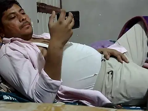 Snapshot of Ajmersingh335512 chatting on 02-16-26, 04:27 Ajmersingh335512 online show from 02-16-26, 04:27