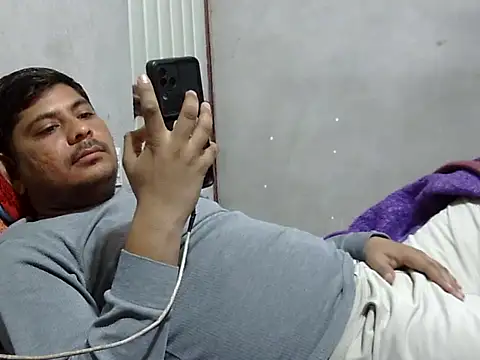 Snapshot of Ajmersingh335512 chatting on 02-18-26, 03:08 Ajmersingh335512 online show from 02-18-26, 03:08