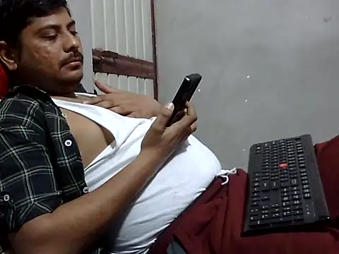 Snapshot of Ajmersingh335512 chatting on 02-23-26, 02:28 Ajmersingh335512 online show from 02-23-26, 02:28