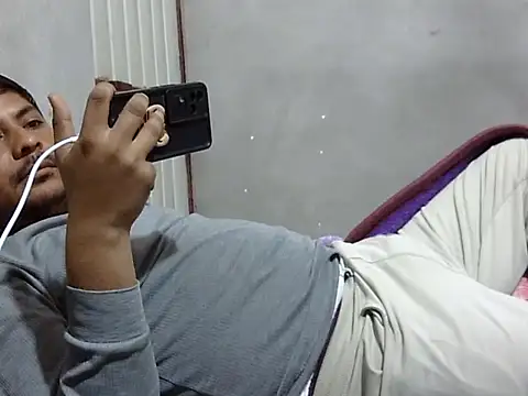 Snapshot of Ajmersingh335512 chatting on 02-20-26, 03:58 Ajmersingh335512 online show from 02-20-26, 03:58