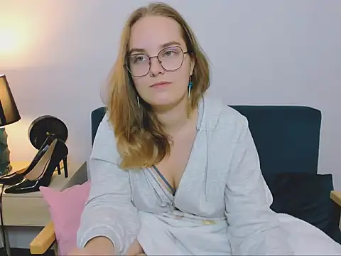 AliceCrazy69 online show from 11-20-25, 02:40