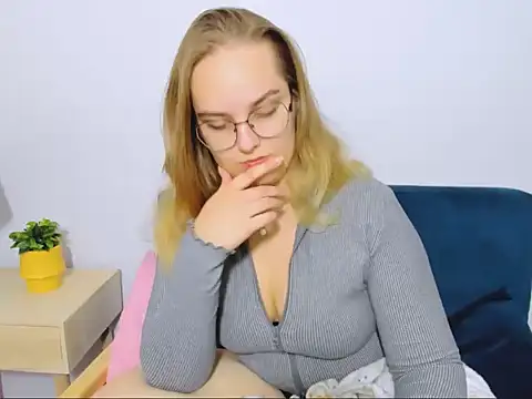 AliceCrazy69 online show from 11-06-25, 02:54