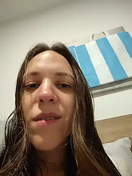 Snapshot of lauflor chatting on 06-16-26, 10:59 lauflor online show from 06-16-26, 10:59