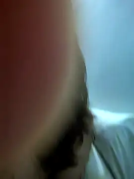 Snapshot of lauflor chatting on 04-07-26, 12:51 lauflor online show from 04-07-26, 12:51