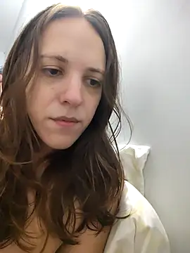 Snapshot of lauflor chatting on 04-08-26, 12:06 lauflor online show from 04-08-26, 12:06