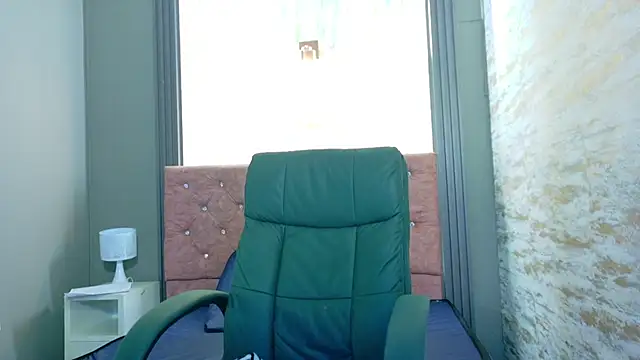 katia green1 online show from 09-30-25, 12:00