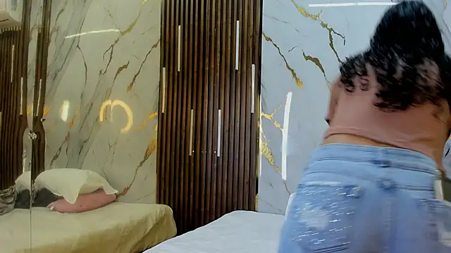 VictoriaDuart online show from 11-23-25, 07:57