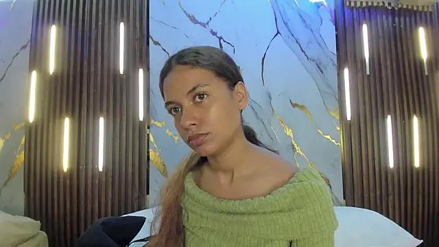 Snapshot of VictoriaDuart chatting on 05-16-26, 08:19 VictoriaDuart online show from 05-16-26, 08:19
