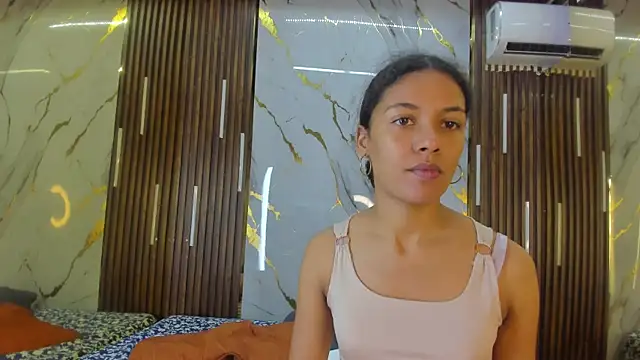 VictoriaDuart online show from 01-07-26, 08:14