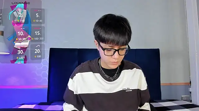 Tsuki Maru online show from 11-24-25, 08:31