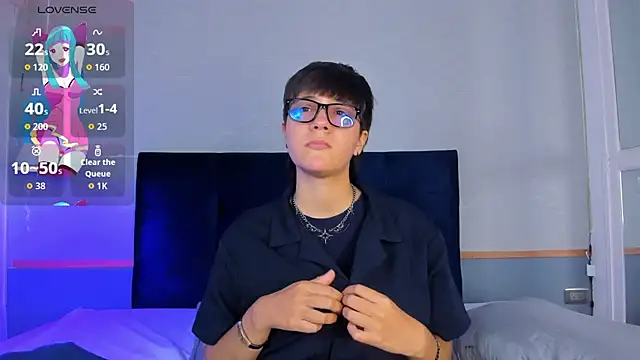 Tsuki Maru online show from 12-04-25, 07:57