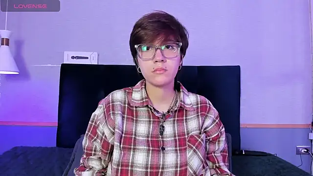 Tsuki Maru online show from 03-06-26, 08:59