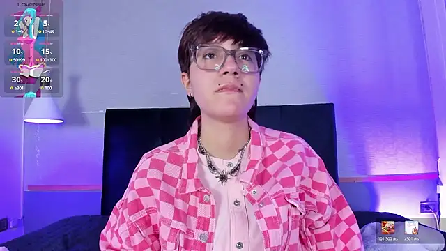 Tsuki Maru online show from 01-10-26, 03:35