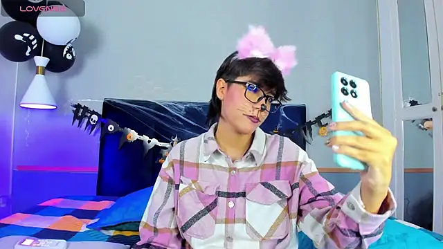 Tsuki Maru online show from 10-30-25, 09:11