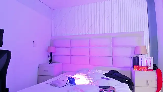 BritanyBrown  online show from 04-10-26, 05:03